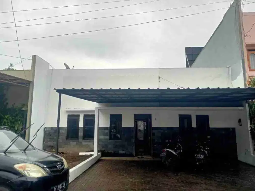 rumah lama terawat lokasi menarik di gegerkalong setiabudhi bandung