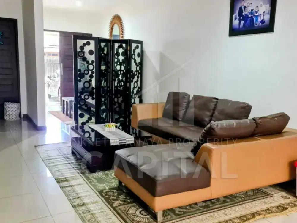 RUMAH CANTIK DAN NYAMAN BARU RENOV DALAM KOMPLEK ONE GATE DI CIMAHI