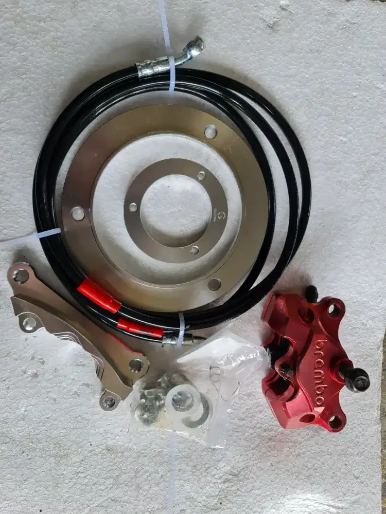 Kaliper 2 piston set belakang nmax new