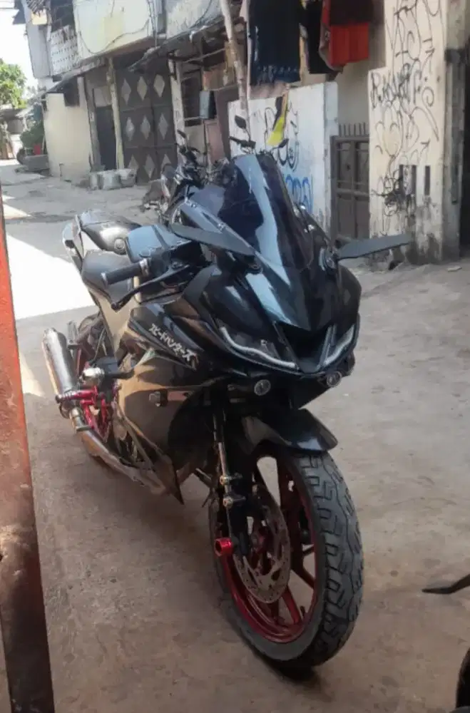 Dijual motor R15 v3