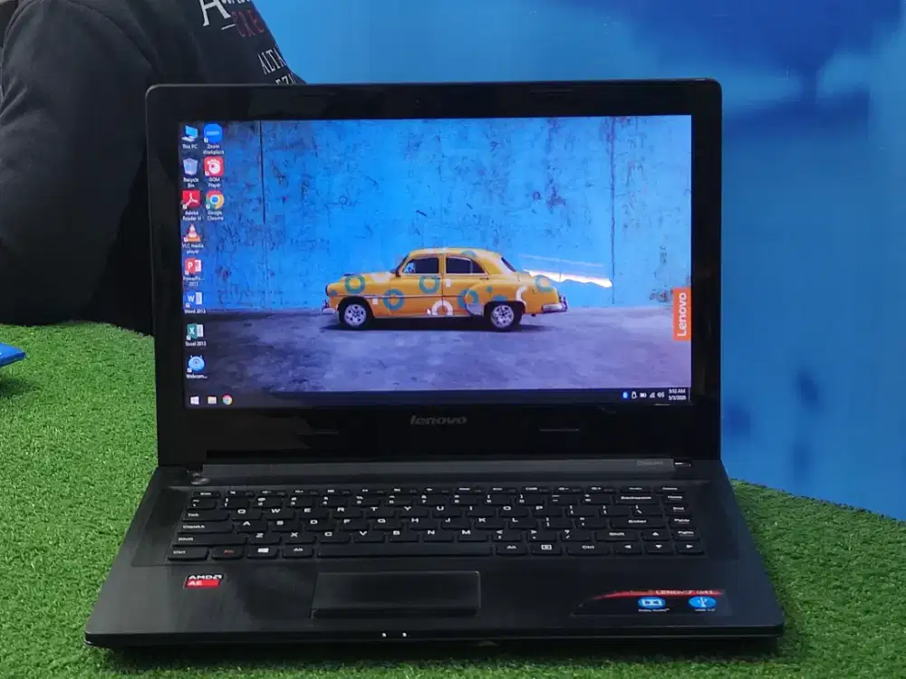 LENOVO G41 AMD A6-7310 RADEON R4 GRAPHICS RAM 8 GB SSD