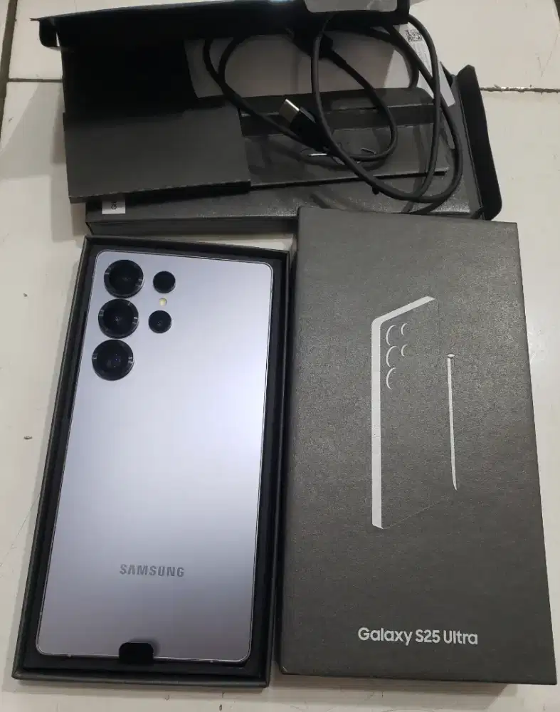 Samsung Galaxy S25 Ultra 12/512GB SEIN Mulus Fullset