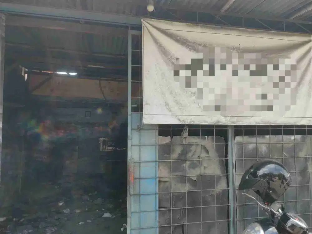 Disewakan rumah di villa mas indah lebar 5 Meter luas tanah 200 meter lebih harga 40 JT harga bersih ruko yang di sewakan