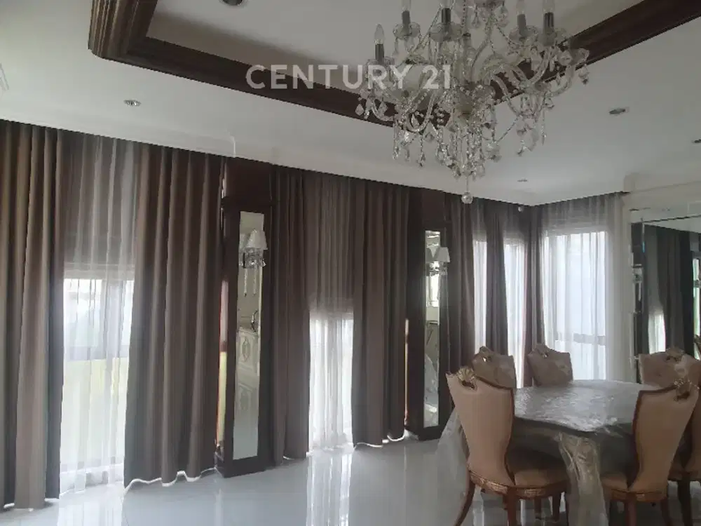 Rumah Lux  2Lt Furnished Dago Pakar BANDUNG