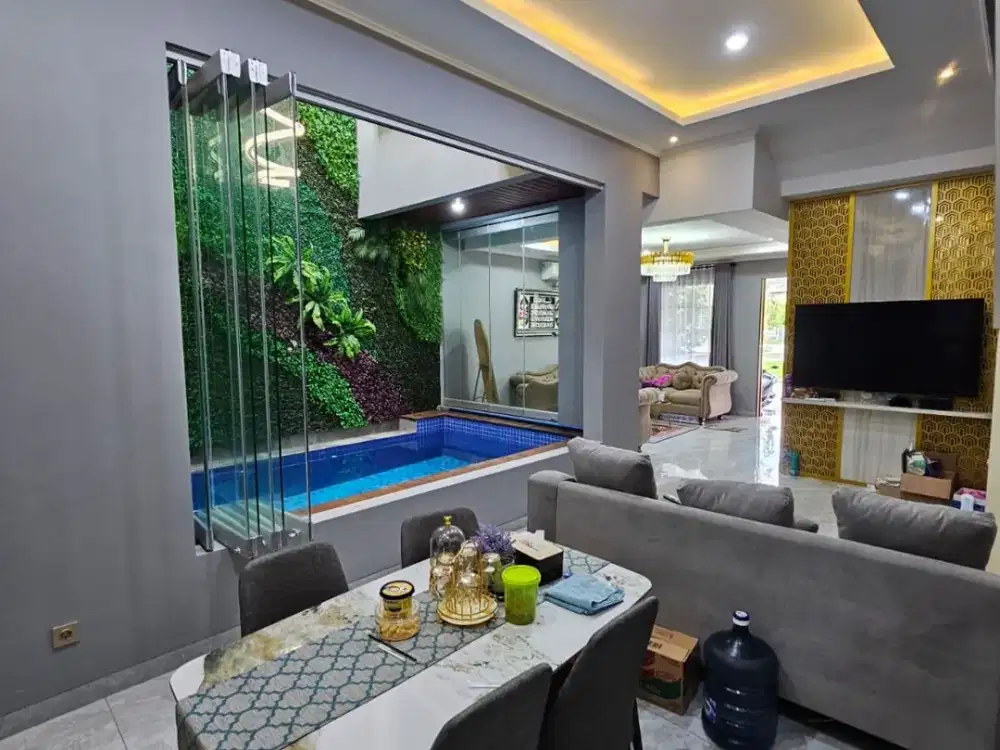 Rumah Mewah Full Furnish 3,5 Lantai di Lavesh Harapan Indah – Ada Kolam Renang Indoor!