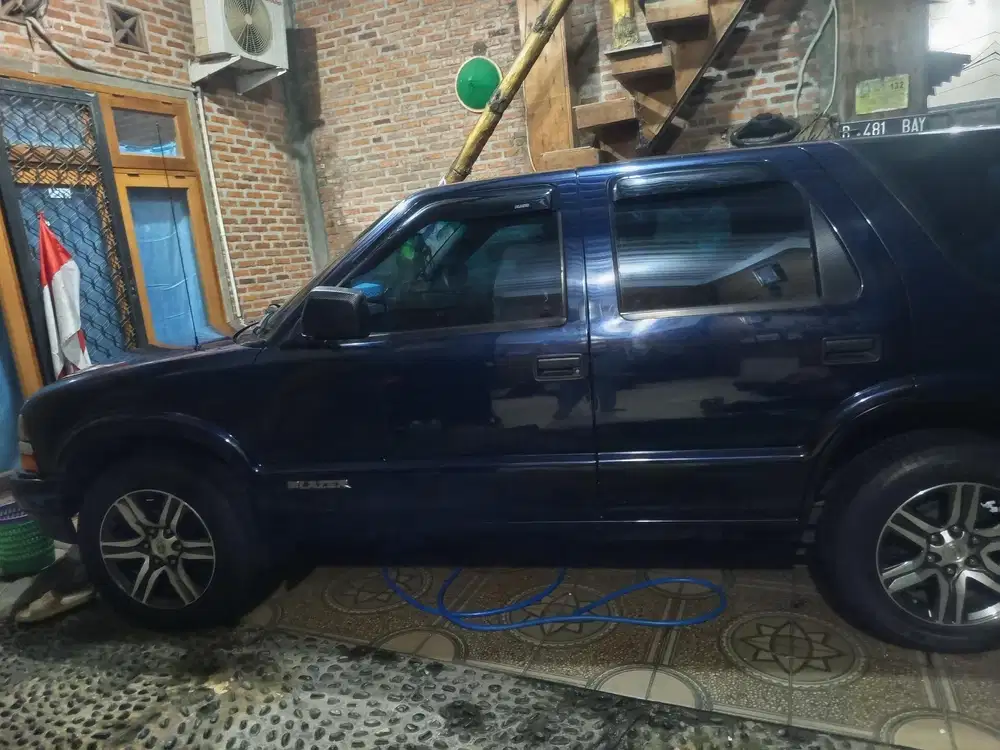 Opel Blazer 2000 Bensin