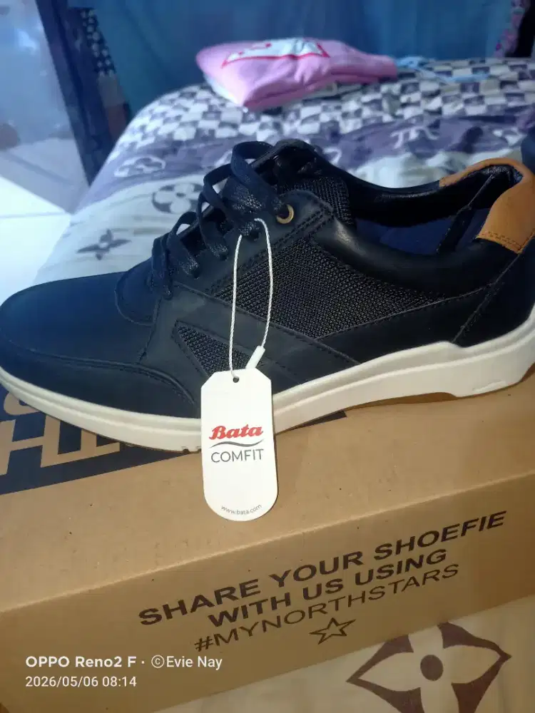 sepatu merek bata,ukuran 8 (42)