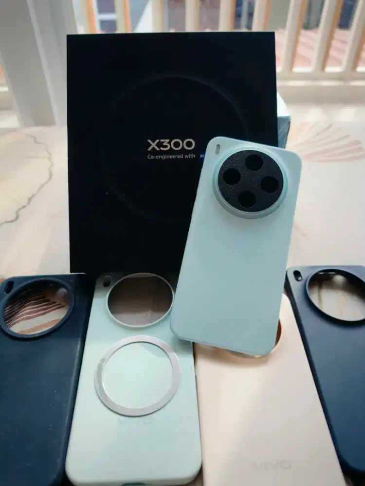 Vivo x300 basic 12/256gb biru Unit Po garansi 2th