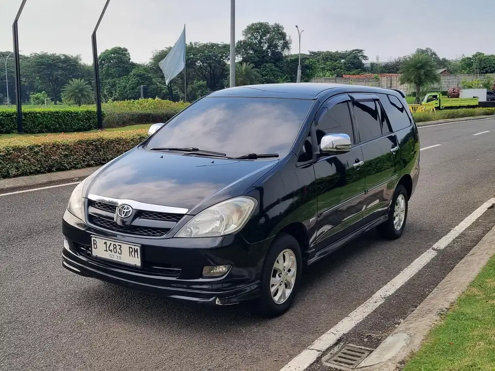 Toyota Kijang Innova 2008 Bensin