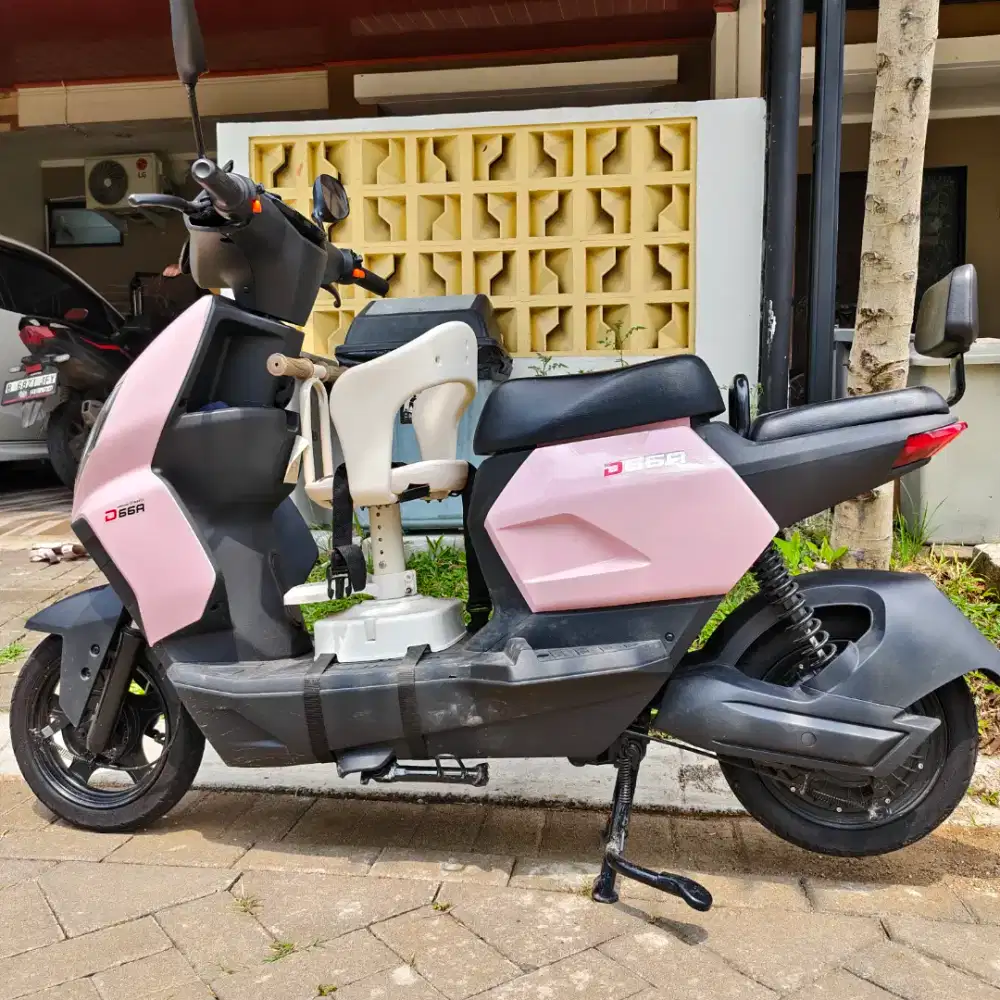 Sepeda Listrik Uwinfly D66A