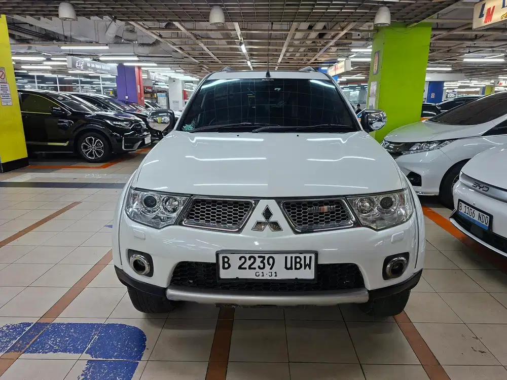 Pajero sport dakar 4x2 At 2012 sunroof