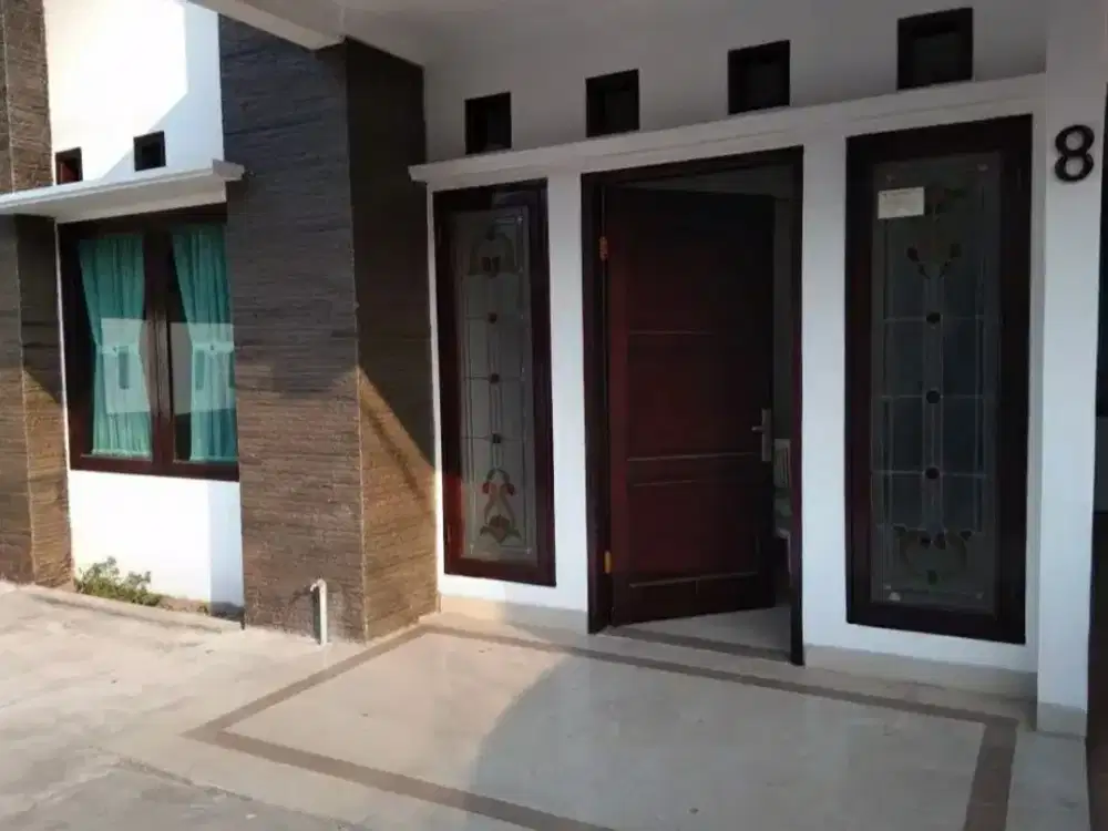 Rumah Bagus Terawat Tengah Kota @ BKR Kembar