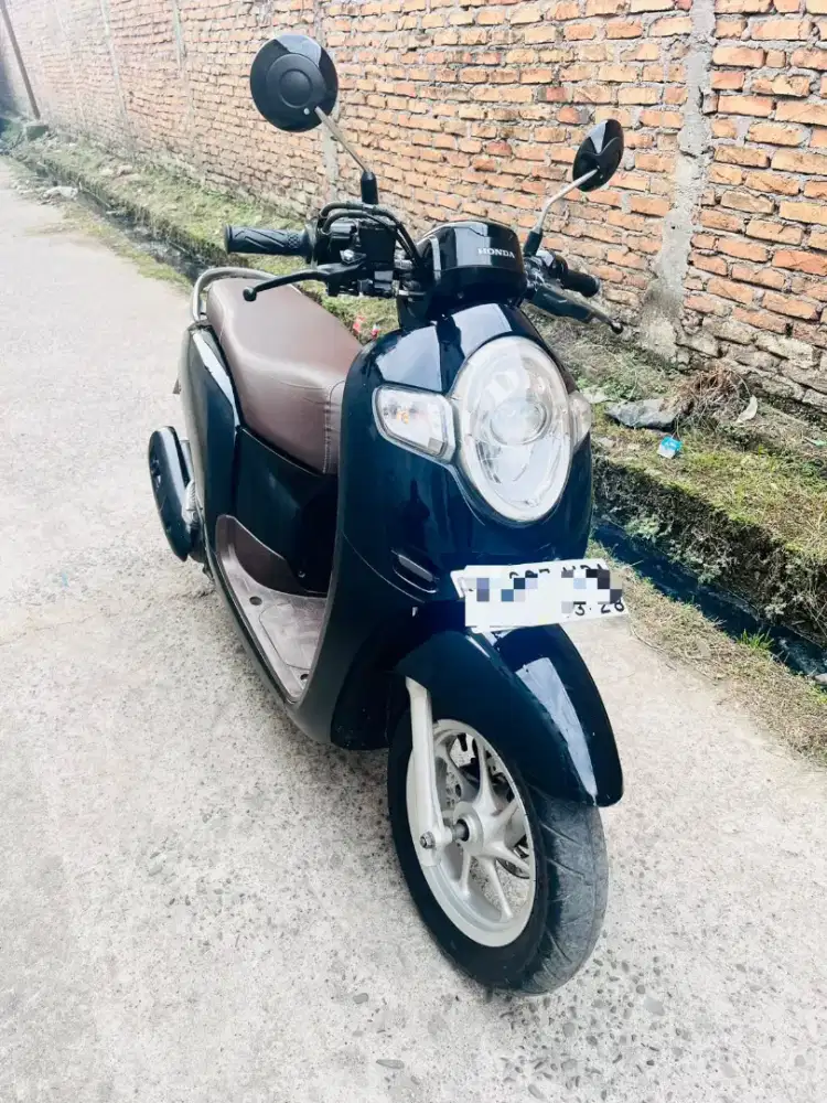 Honda scoopy tahun 2018