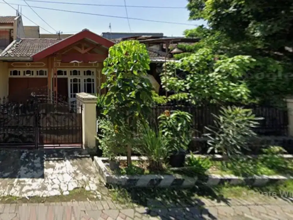 Bendul Merisi Rumah Lama Row Jalan Lebar Strategis Dekat Margorejo