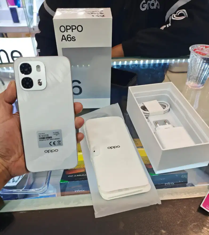 Oppo A6s 8/128GB cash dan cicilan cukup KTP