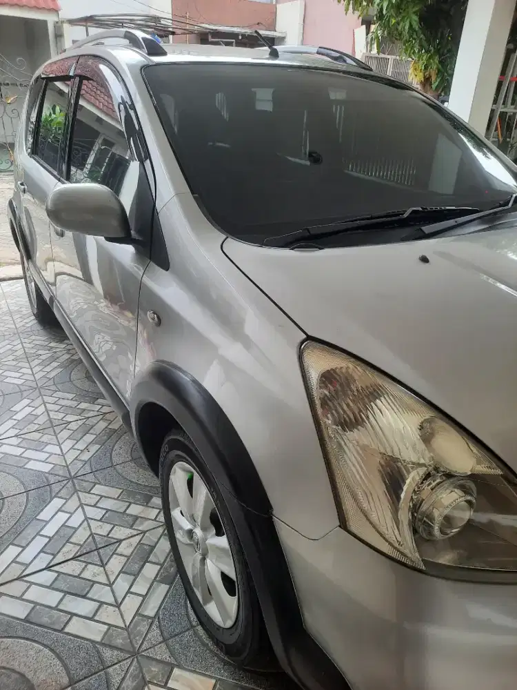 Nissan livina X Gear At 2011