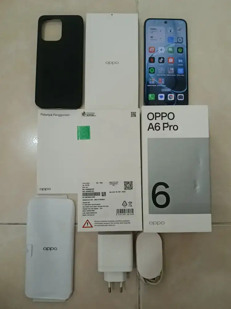 Oppo A6 pro 8/128 asli Oppo bukan barang refurbish