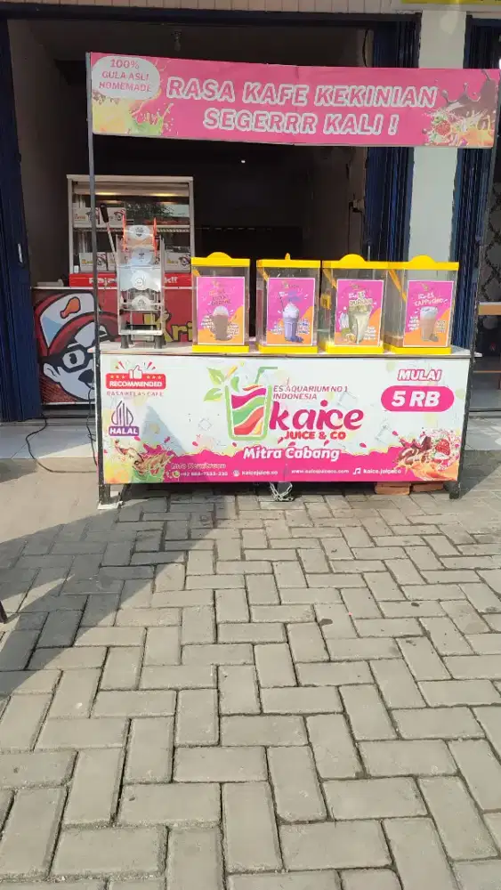 Perlengkapan booth Es Akuarium Kaice