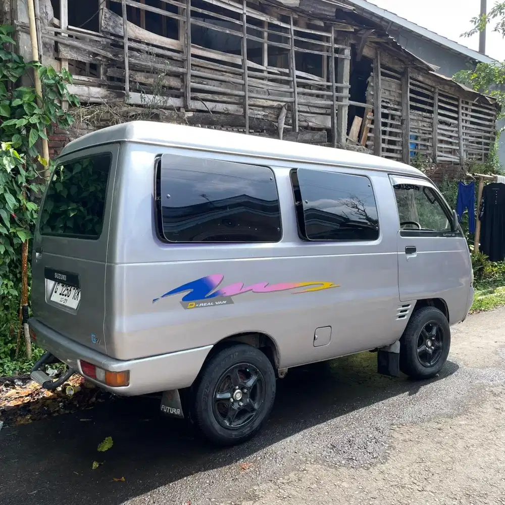 Suzuki futura realvan tahun 2004