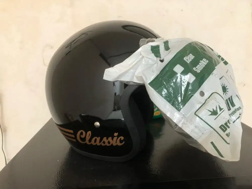 helm retro ala bogo