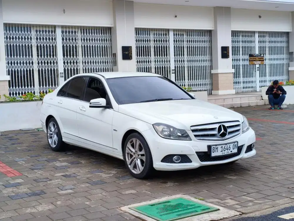 mercedes Benz C200 Avantgrade 2012