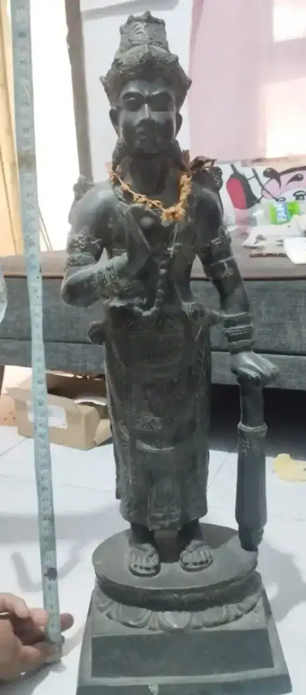 Patung Wisnu perunggu asli