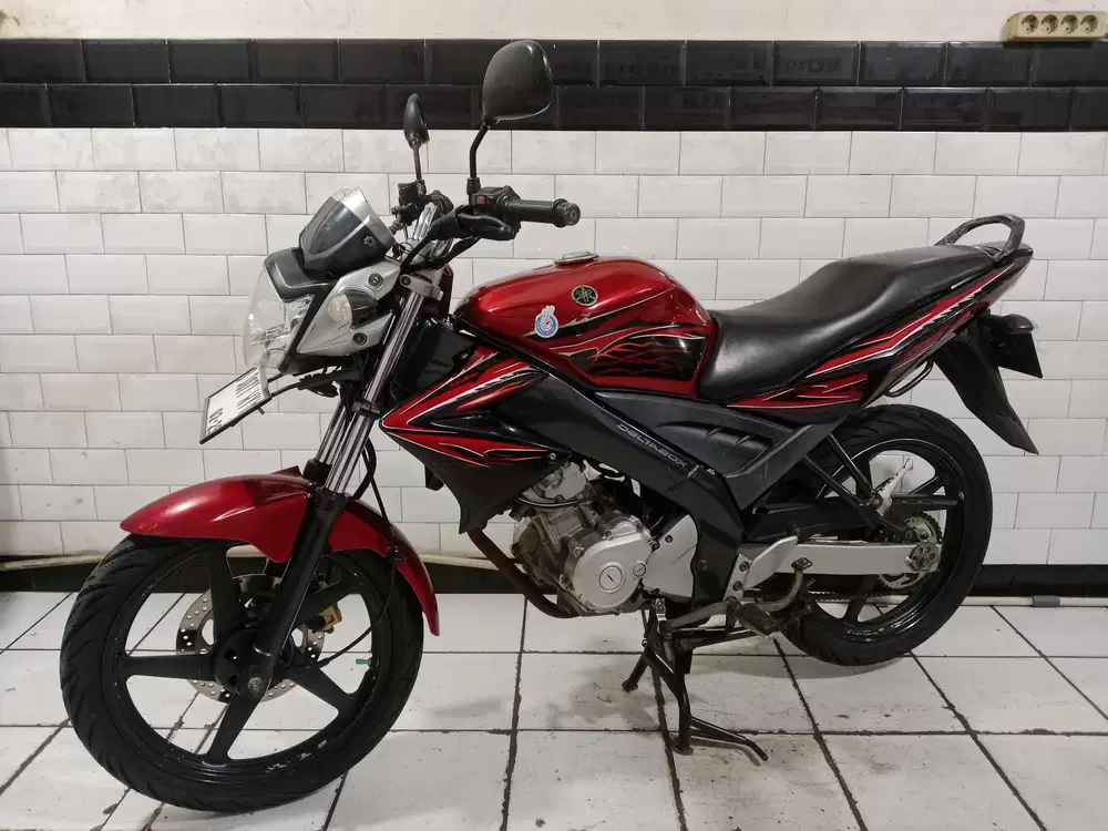 Dijual cepat vixion old 2010 lengkap