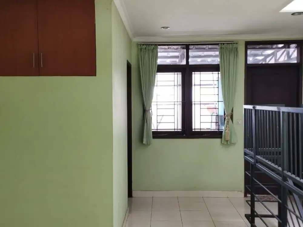 Rumah 3 Lantai @ Kotabaru Parahyangan Tatar Wangsakerta-Murah