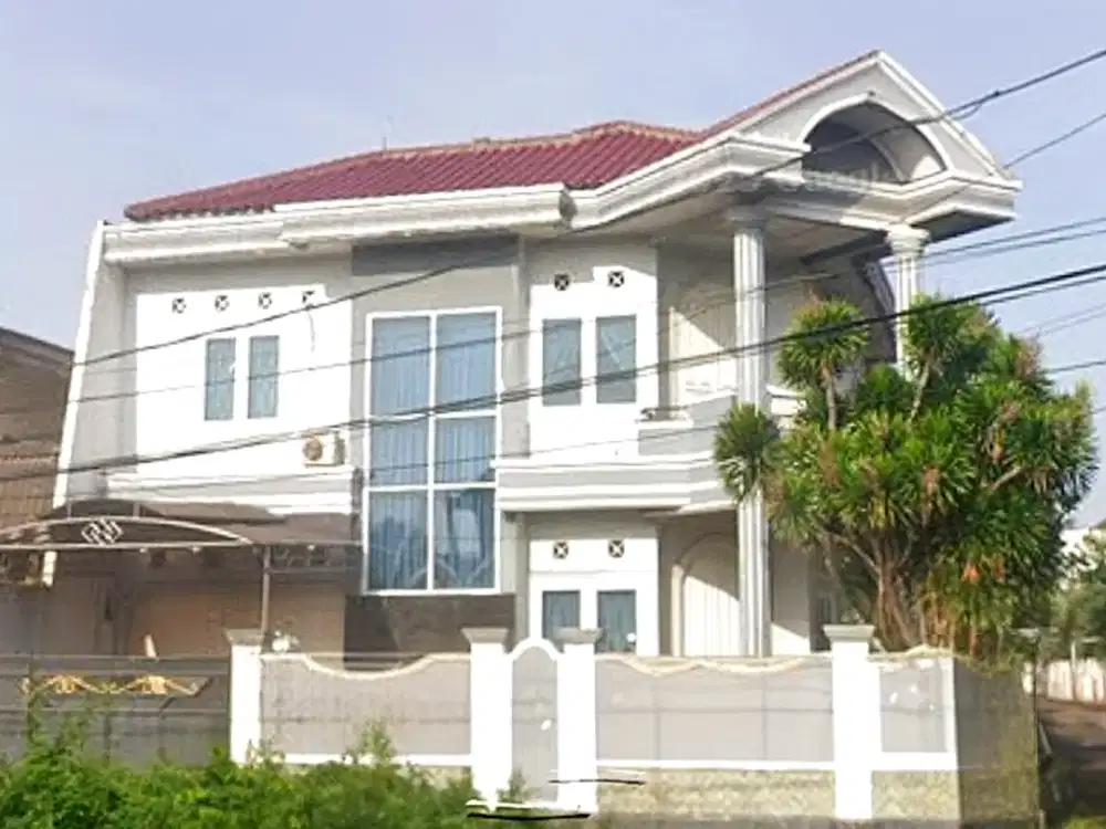 Rumah Besar  Jatiwaringin