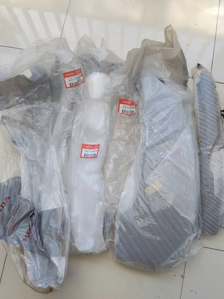 Dijual Body asli motor scoopy sebelah kiri