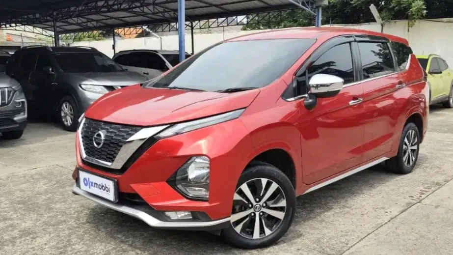Pajak Panjang - Nissan Livina 1.5 VL Bensin-AT 2019