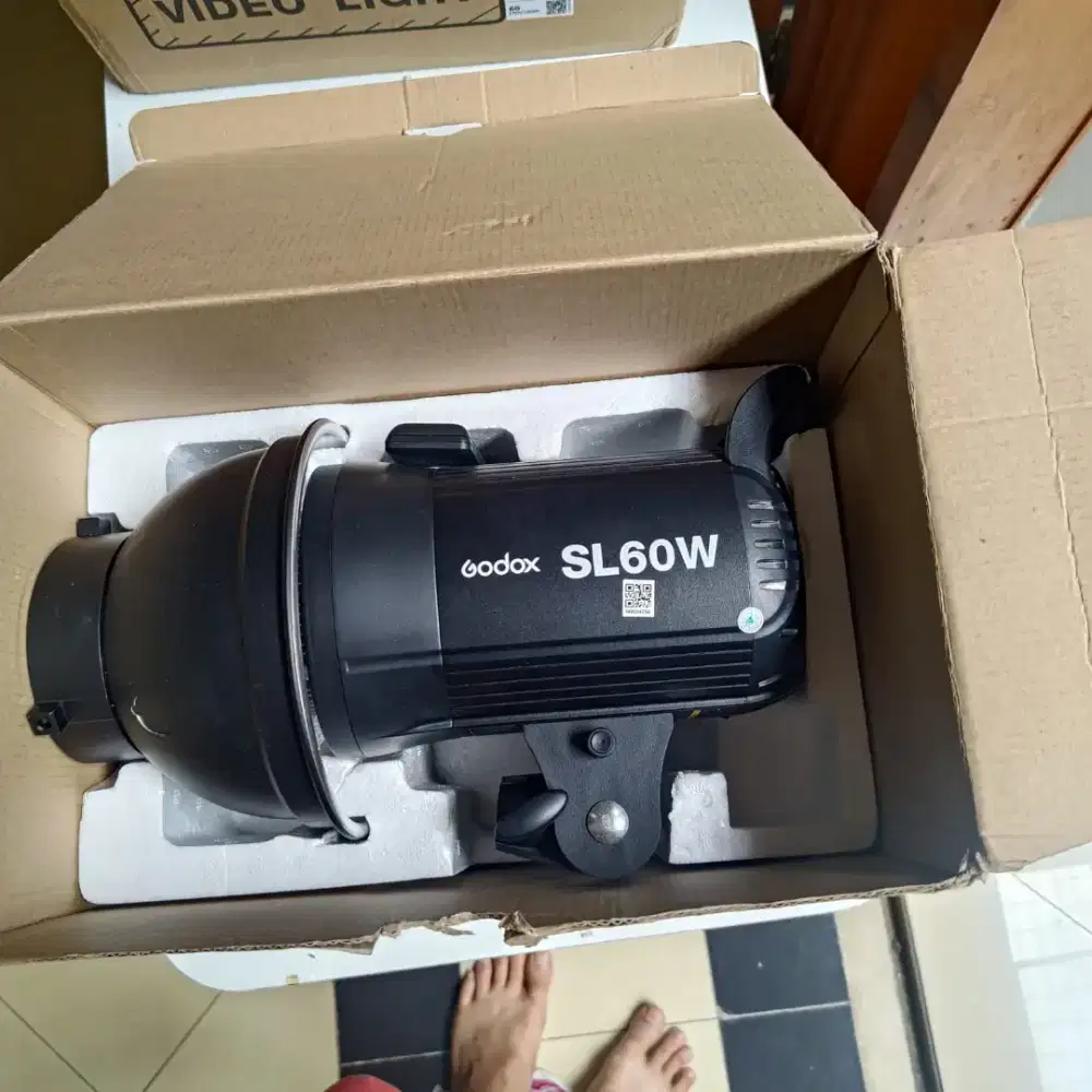GODOX SL60W LIKE NEW