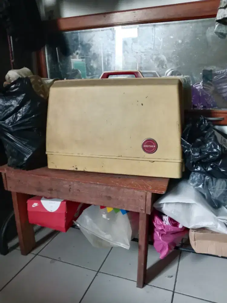 Jual seken mesin jahit BROTHER