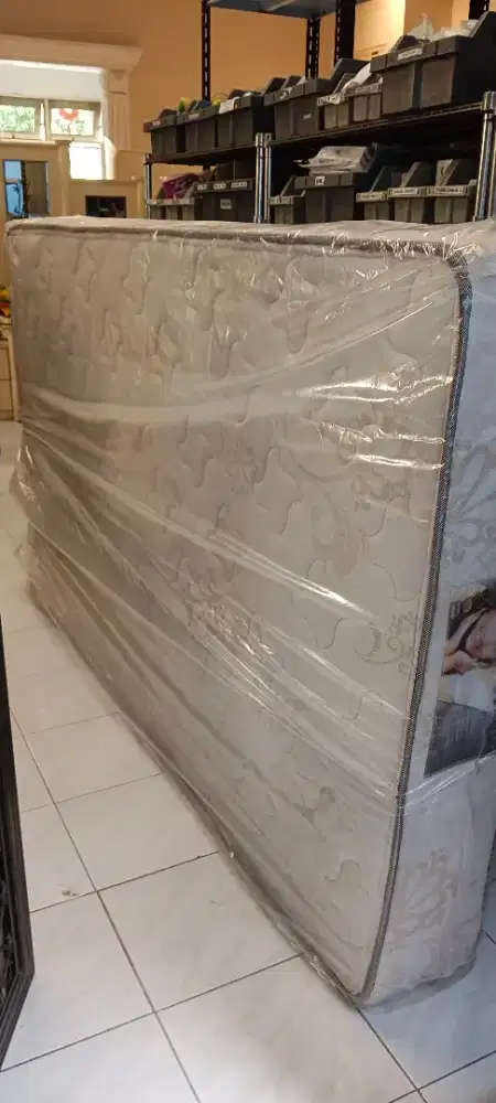 Kasur spring bed merk central 120 x 200