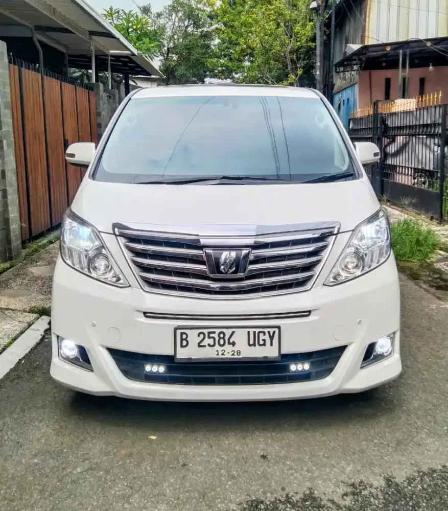 Alphard G atpm 2012