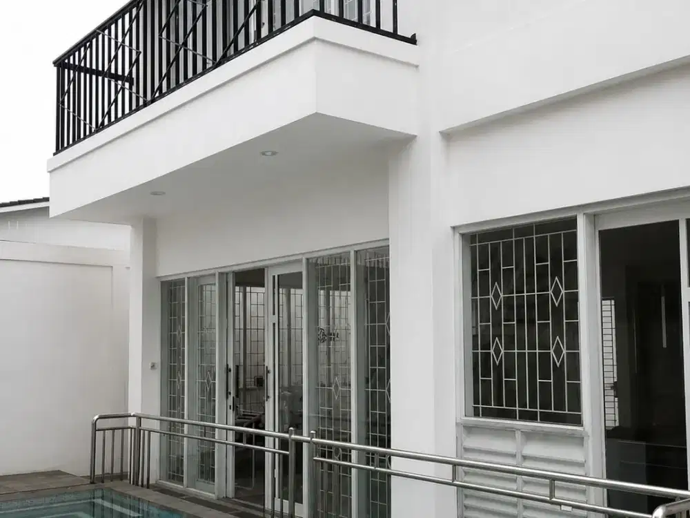 Rumah Mewah Beverly Hills Sentul City – Best View 360°, Kolam Renang, 5 KT, Lokasi Premium Harga Nego