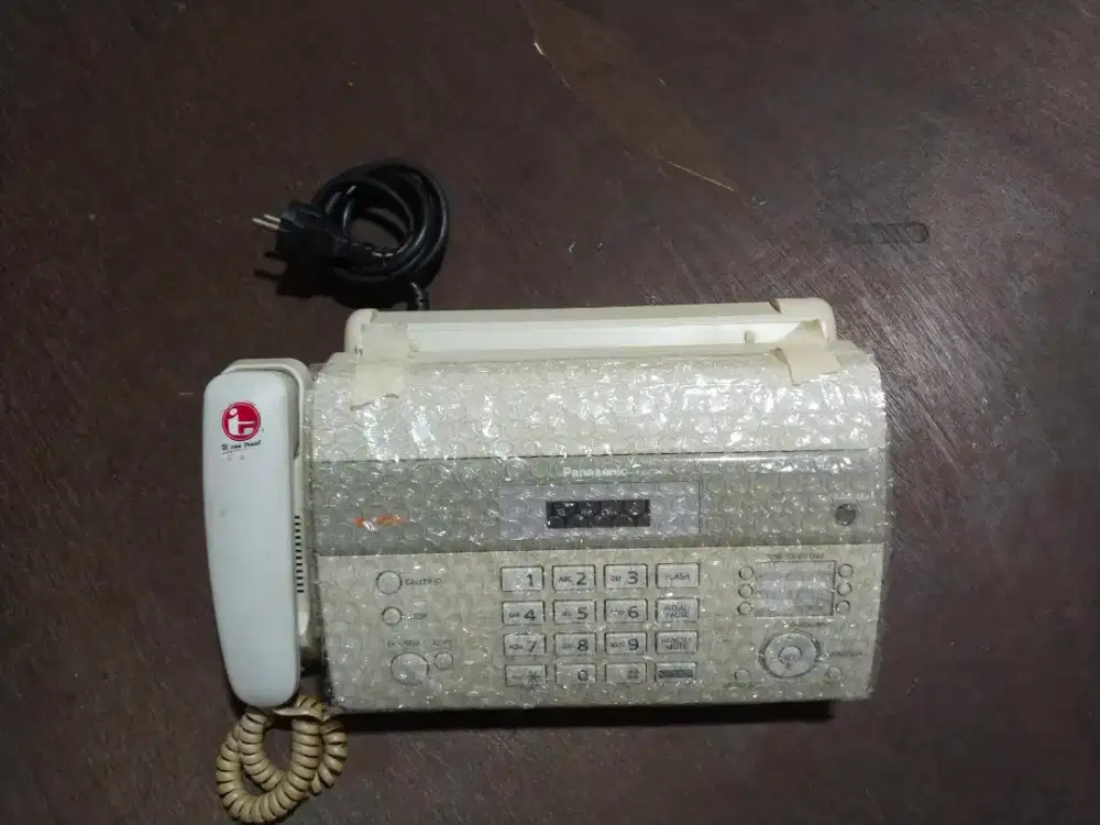 Mesin fax Panasonic kx-ft981
