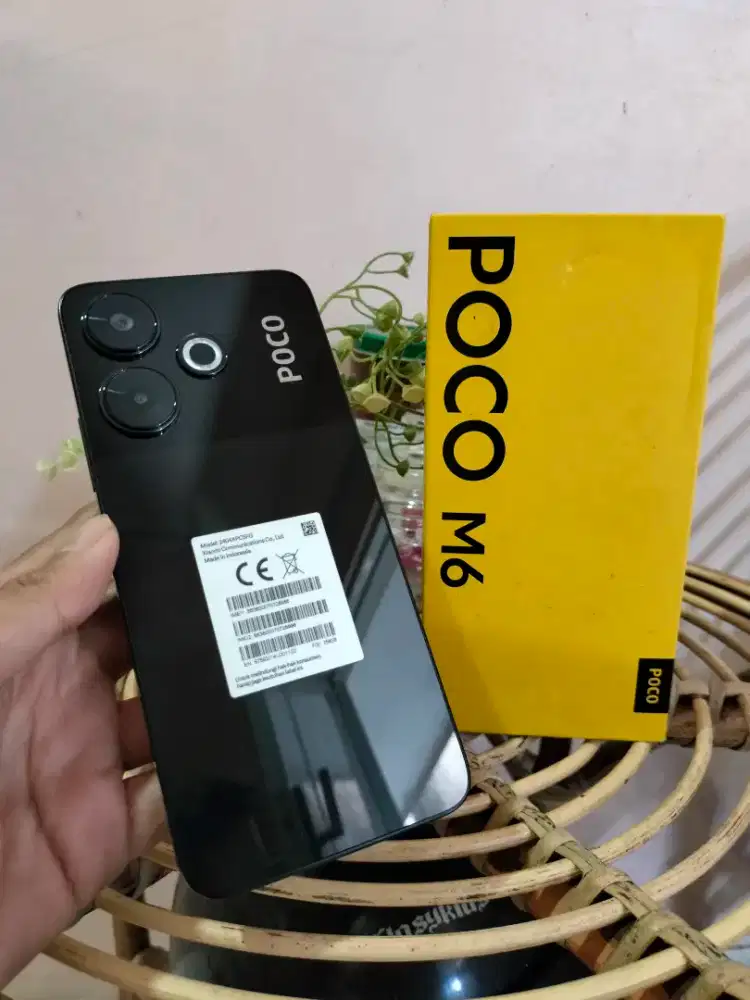 Poco M6 8/256gb Lengkap mulus