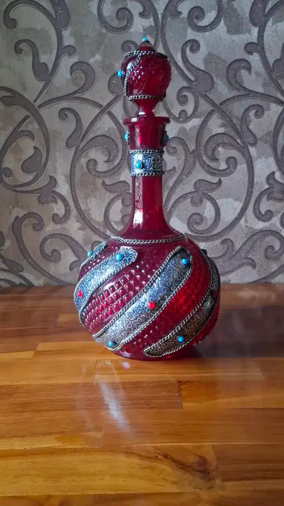 Pajangan botol antik