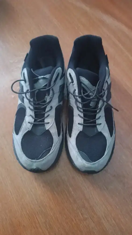 For sale sepatu NB