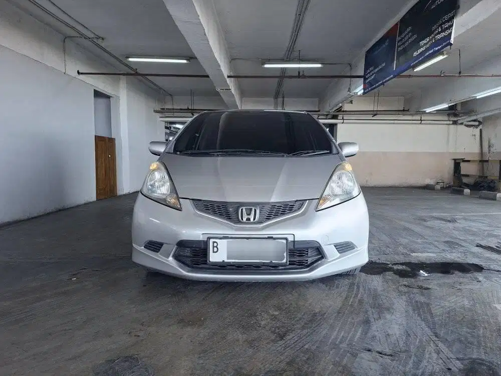 HONDA JAZZ RS AT MATIC 2011 ABU - ABU KM 147 RB