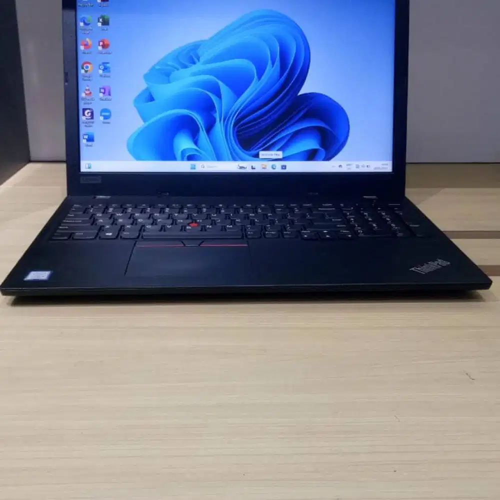 laptop lenovo thinkpad L590 core i3 gen 8 bergaransi DL-ETM