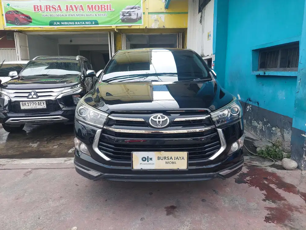 TOYOTA INNOVA VENTURER 2.4 A/T DIESEL 2017