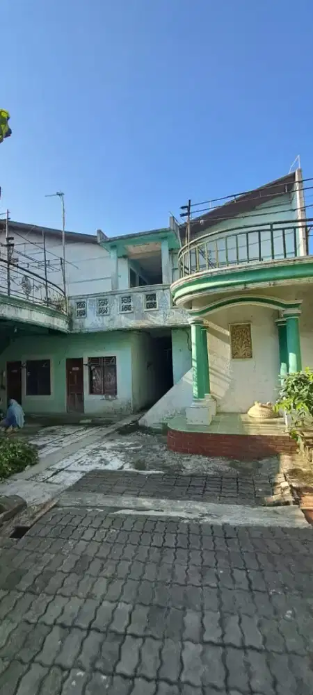 Jual Rumah Hitung Tanah Strategis Jalan Raya Besar Cibitung Bekasi