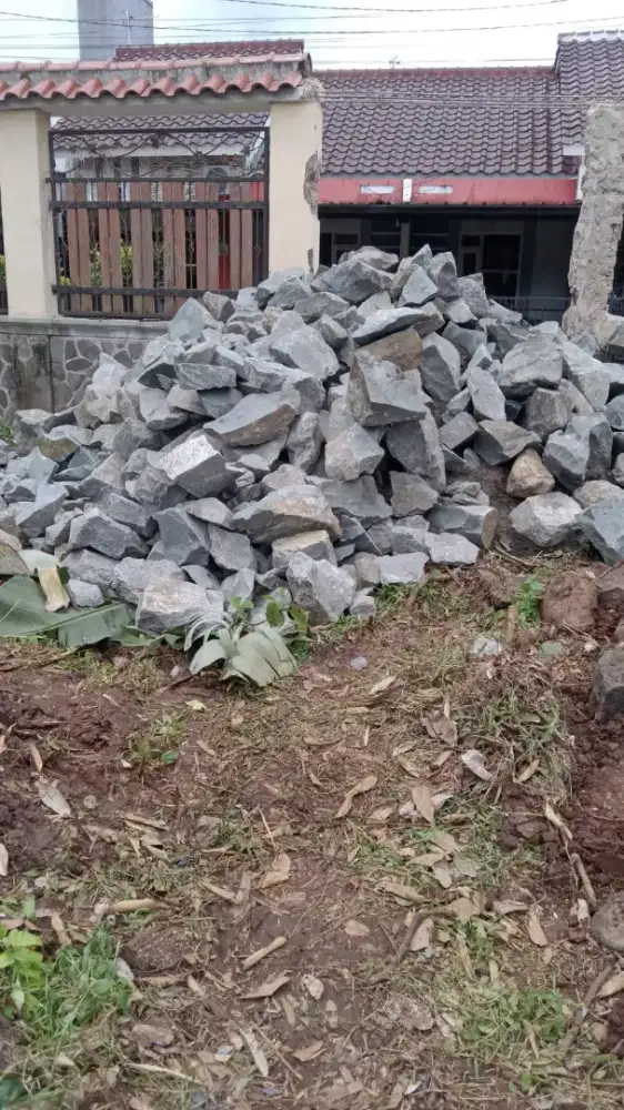 Pasir cor Batu belah sirdam limestone abu batu pasir urug