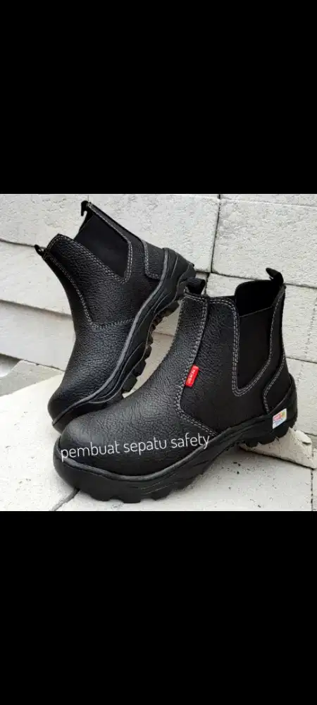 Ready Sepatu Safety Bots Uk 42 bayar COD