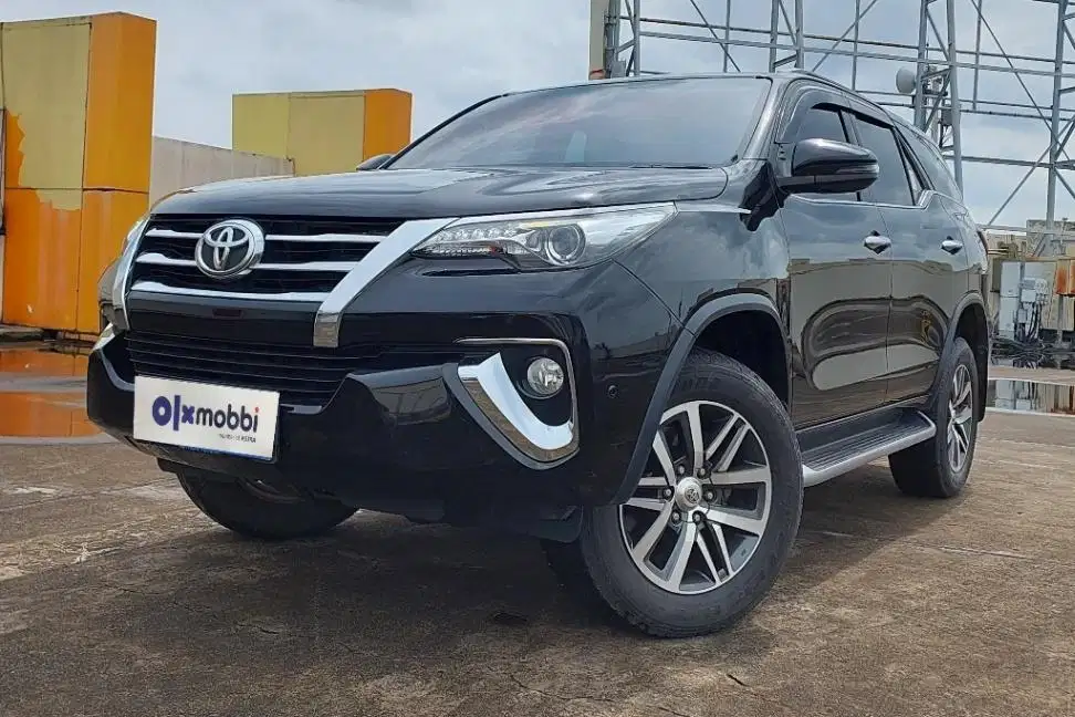 TDP 20JT, Toyota Fortuner 2.4 4x2 VRZ Solar-AT Hitam 2019