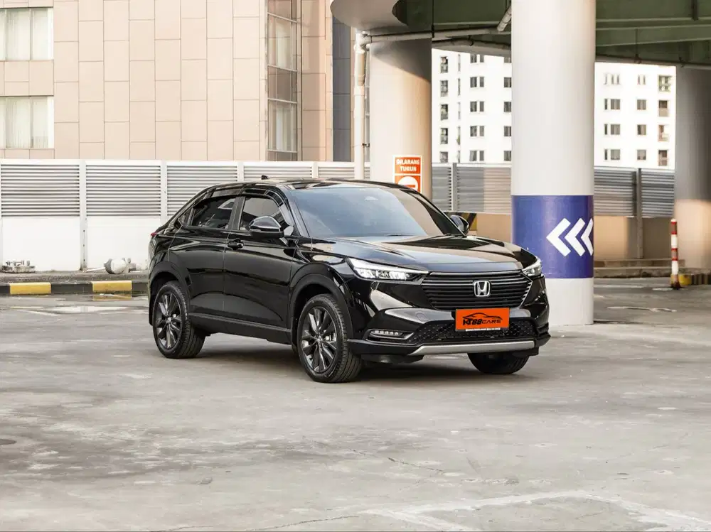 Honda HRV SE Special Edition low kilometer 2025 hitam matic
