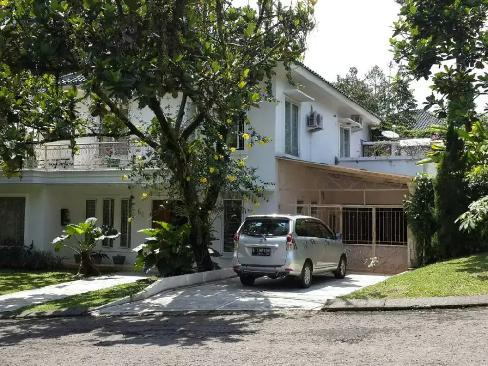 Di Jual Rumah Villa Luas Sentul City Bukit Golf Hijau – LT 1.061m², Kolam Renang & Joglo, Nuansa Resort Harga Nego