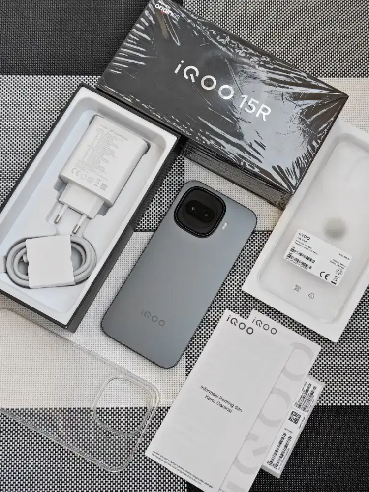 Iqoo 15R 8/256 snap 8 gen 5 baru beberapa hari ttbt